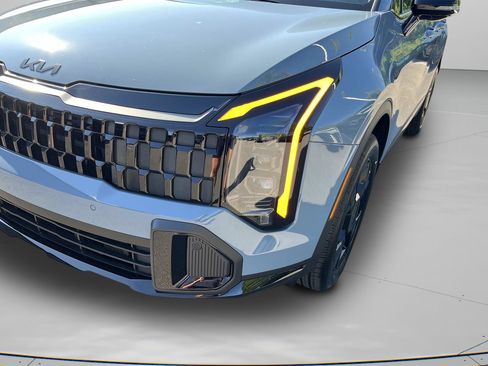 New 2026 Kia Sportage X-Line AWD/4WD image 3