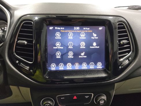 Used 2020 Jeep Compass Limited AWD/4WD image 25