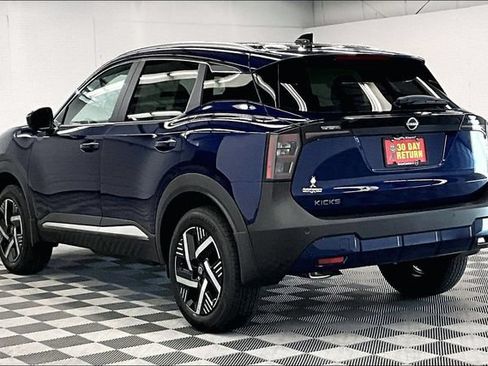 New 2026 Nissan Kicks SV w/ SV Premium Package FWD image 4