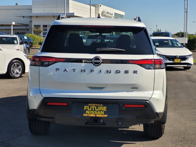 New 2026 Nissan Pathfinder SV w/ SV Premium Package AWD/4WD image 6