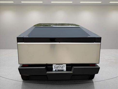 Used 2024 Tesla Cybertruck AWD Crew Cab image 6