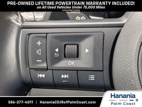 Used 2025 Nissan Pathfinder SV AWD/4WD image 27