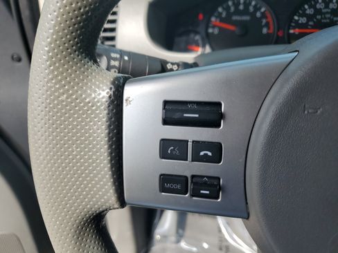 Used 2019 Nissan Frontier S RWD image 17
