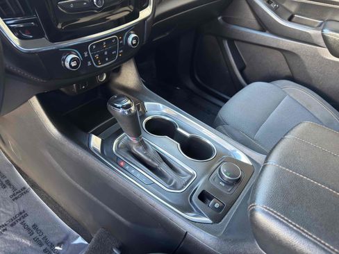 Used 2018 Chevrolet Traverse LS image 29