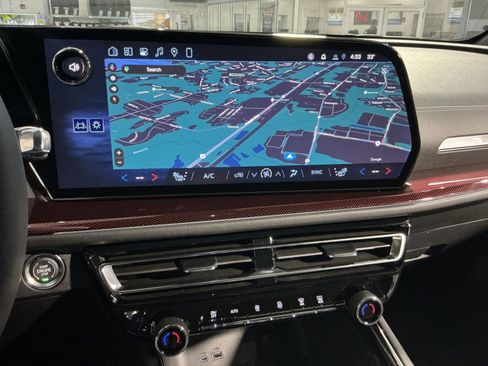 New 2026 Chevrolet Traverse Z71 w/ Enhanced Driving Package image 28