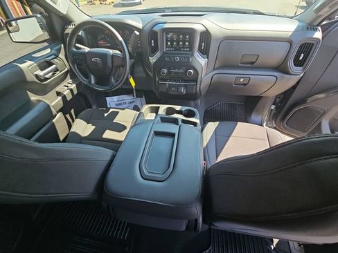 Used 2019 Chevrolet Silverado 1500 Custom Trail Boss w/ Custom Convenience Package AWD/4WD image 23