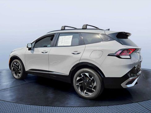 Used 2025 Kia Sportage SX AWD/4WD image 4