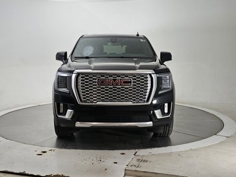 Used 2022 GMC Yukon Denali w/ Max Trailering Package image 4