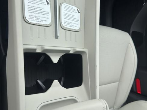 New 2026 Hyundai Santa Fe Limited image 13