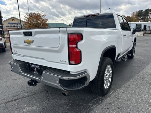 Certified 2025 Chevrolet Silverado 2500 LTZ w/ LTZ Plus Package image 8