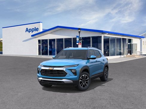 New 2026 Chevrolet TrailBlazer LT FWD image 8