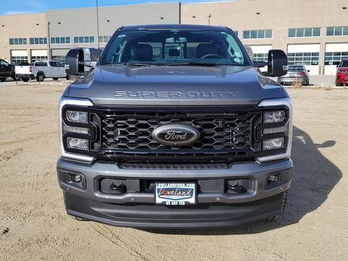New 2026 Ford F250 Lariat w/ Black Appearance Package image 5