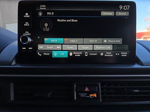 Used 2024 Honda Pilot EX-L image 15