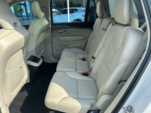 Used 2023 Volvo XC90 B5 Plus w/ Protection Package Premier AWD/4WD image 21
