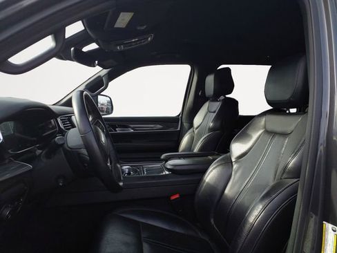 Used 2022 Jeep Wagoneer Series II image 9