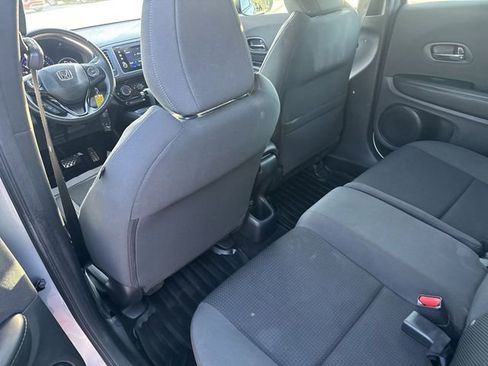 Used 2019 Honda HR-V Sport image 25