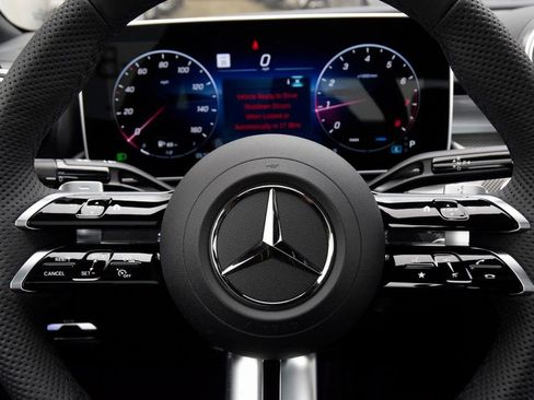 New 2026 Mercedes-Benz CLE 300 4MATIC Coupe image 23