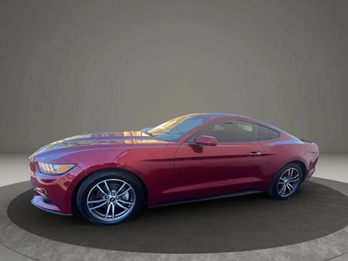 Used 2017 Ford Mustang Coupe RWD image 8