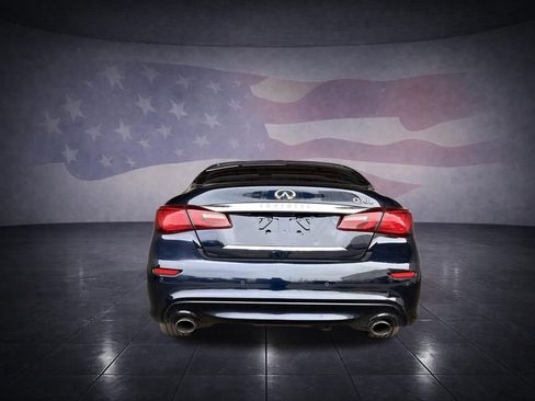 Used 2016 INFINITI Q70 L 3.7 w/ Deluxe Touring Package RWD image 4
