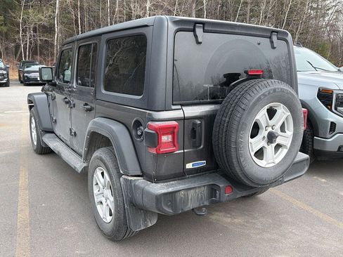 Used 2021 Jeep Wrangler Unlimited Sport S image 9