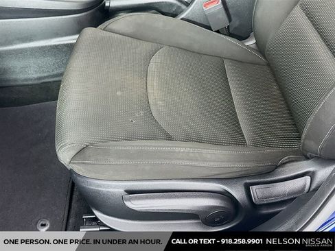 Used 2019 Kia Forte LXS FWD image 18