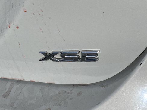 Used 2023 Toyota Camry XSE image 6