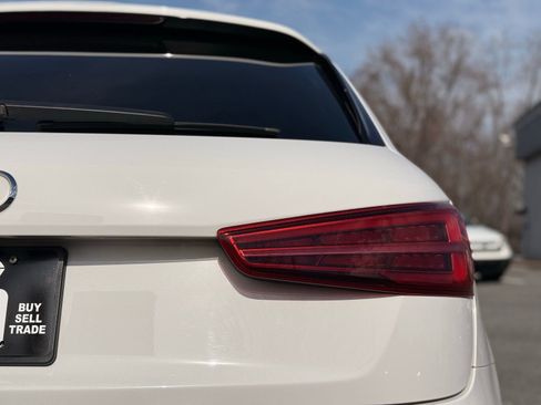 Used 2017 Audi Q3 2.0T Premium image 10