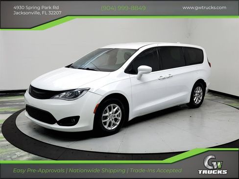 Used 2018 Chrysler Pacifica Touring Plus w/ S Appearance Package FWD image 1