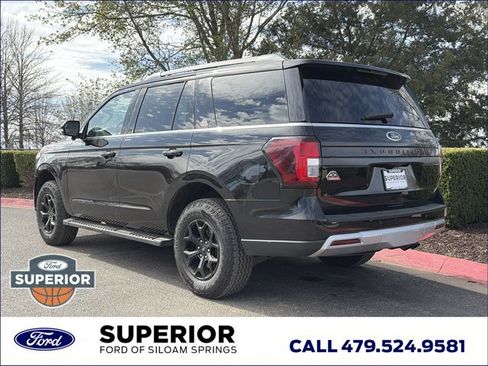 Used 2023 Ford Expedition Timberline image 3