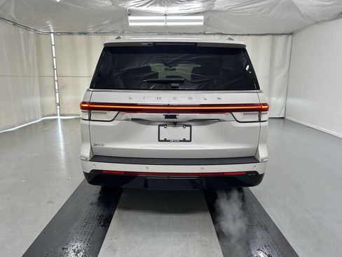 Used 2023 Lincoln Navigator Reserve AWD/4WD image 23