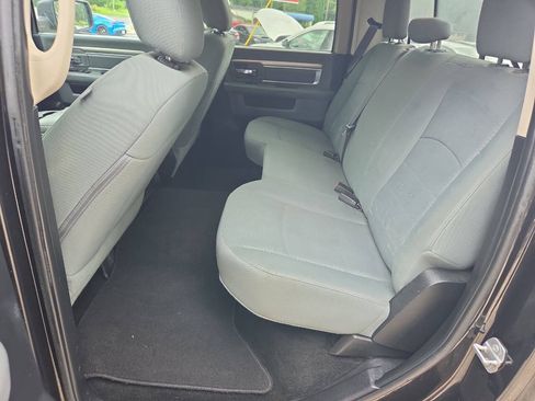 Used 2015 RAM 2500 SLT AWD/4WD image 18