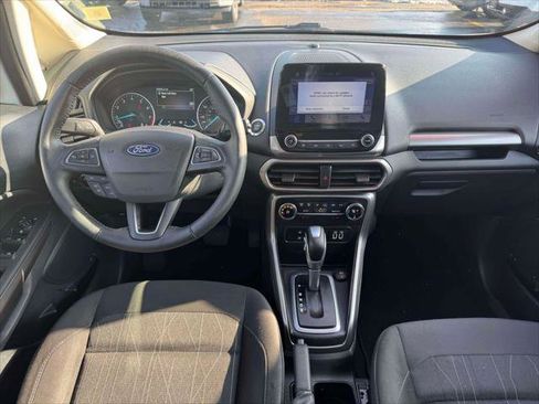 Used 2019 Ford EcoSport SE w/ SE Convenience Package image 18