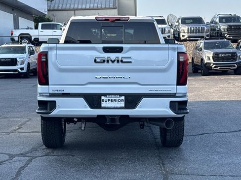 New 2026 GMC Sierra 2500 Denali Ultimate AWD/4WD image 3