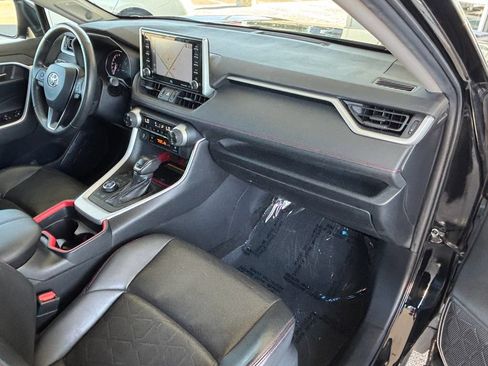 Used 2020 Toyota RAV4 TRD Off-Road AWD/4WD image 23