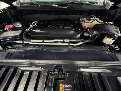 Used 2022 Chevrolet Silverado 1500 LT image 38