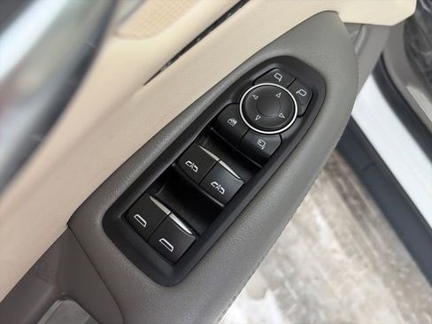 Used 2019 Cadillac XT5 Luxury image 24