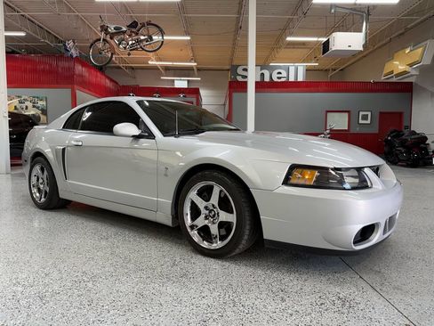 Used 2003 Ford Mustang Cobra RWD image 8
