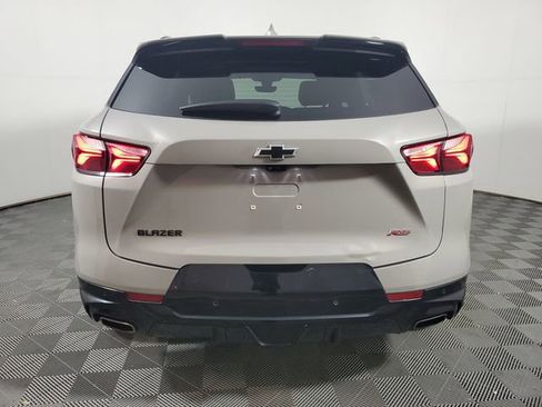 Used 2021 Chevrolet Blazer RS w/ Enhanced Convenience Package FWD image 5