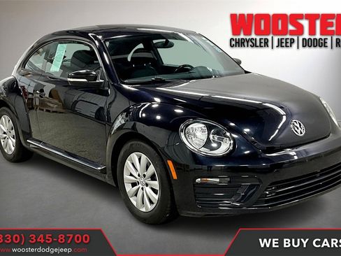 Used 2019 Volkswagen Beetle 2.0T S image 1