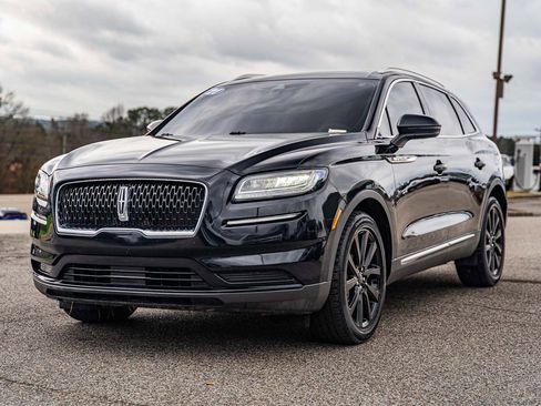 Used 2021 Lincoln Nautilus Reserve w/ Monochromatic Package image 3