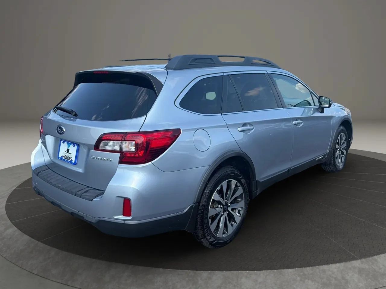 Used 2015 Subaru Outback 2.5i Limited AWD/4WD image 5