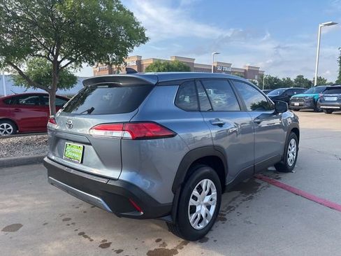 Used 2025 Toyota Corolla Cross L FWD image 5