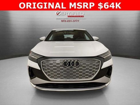 Used 2024 Audi Q4 e-tron Prestige image 2