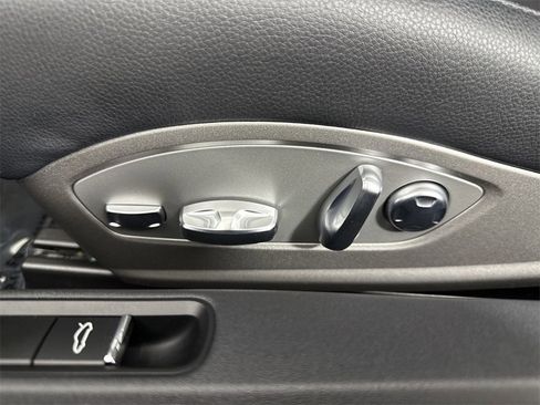 Certified 2024 Porsche 718 Cayman Style Edition w/ Premium Package image 39