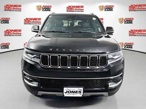 Used 2022 Jeep Wagoneer Series III w/ Premium Group I image 15