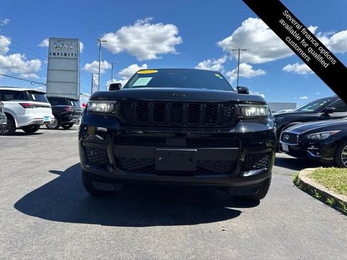 Used 2024 Jeep Grand Cherokee L Laredo AWD/4WD image 2