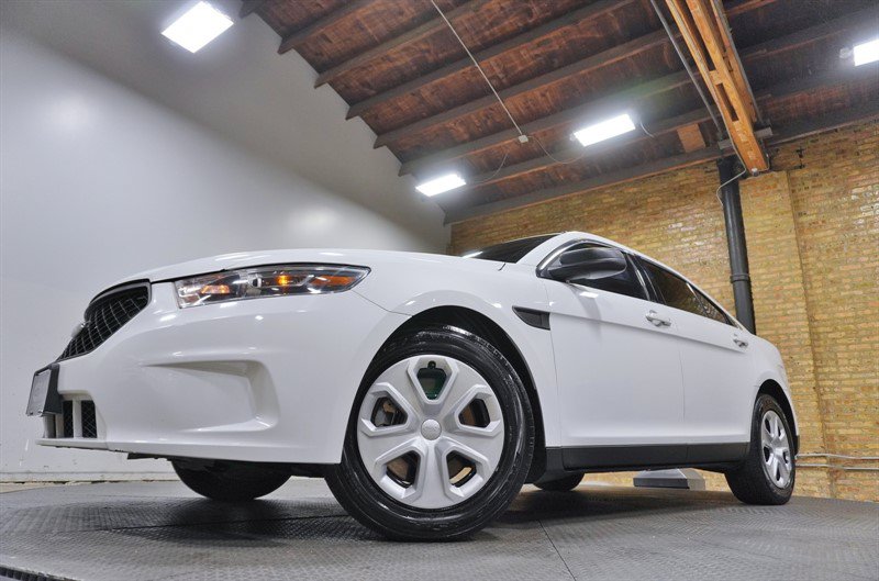 Used 2017 Ford Taurus Police Interceptor FWD image 3