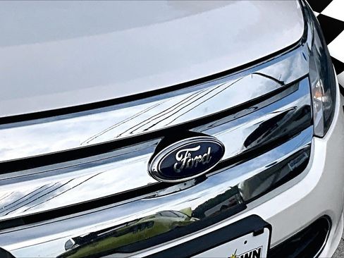 Used 2012 Ford Fusion Hybrid FWD image 27