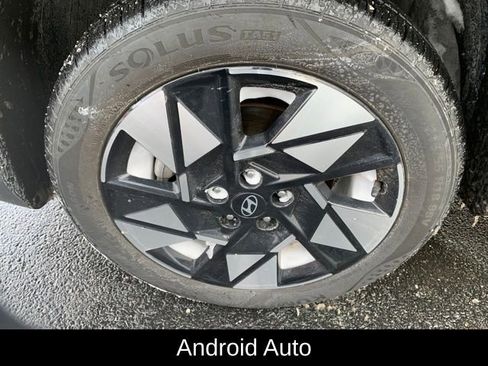 Used 2025 Hyundai Kona SEL image 10