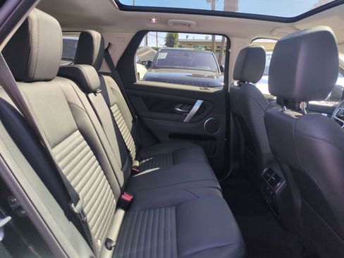 Used 2024 Land Rover Discovery Sport S image 29